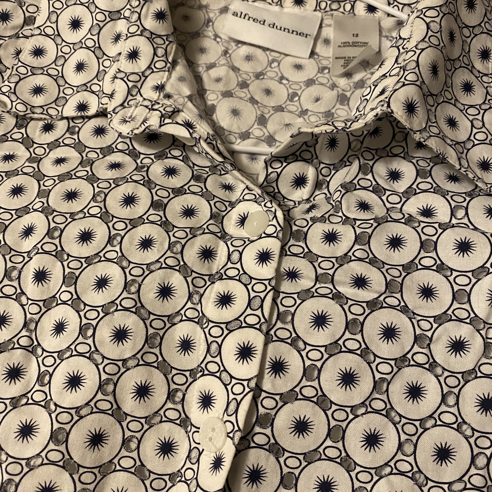 Alfred Dunner Eyelet Detail Button Front Cotton Shirt - Picture 5 of 12